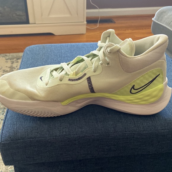 Nike renew elevate 3 Men’s size 9.5 - Picture 5 of 6